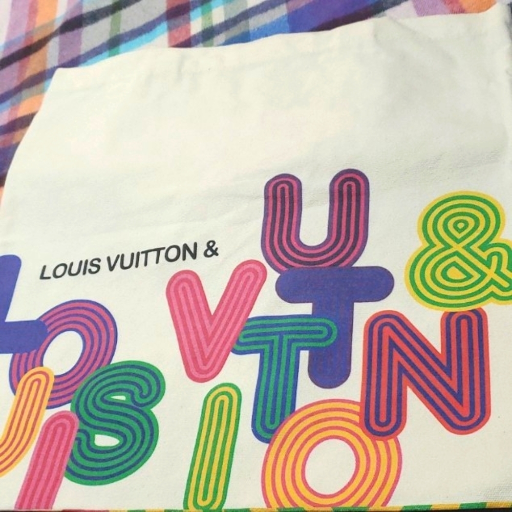 LV CANVAS TOTE NWOT - Picture 8 of 8